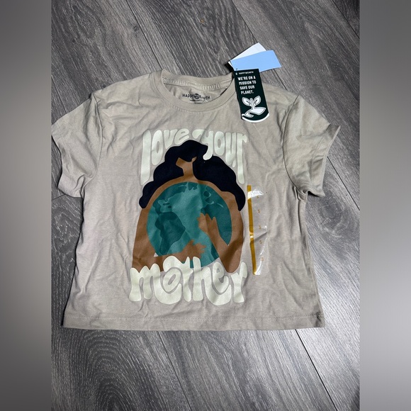 Happyy Earth - Picture 1 of 4